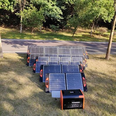 Single Crystal Folding Solar Panels 30W*2PCS Solar Generator For Home