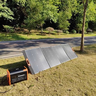 22.8% Conversion Efficiency and Foldable 200W Solar Panels for Outdoor RV Excursions