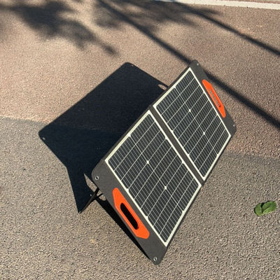 CE Certified 200W Portable PV Power System Charger with Polycrystalline Silicon Panel