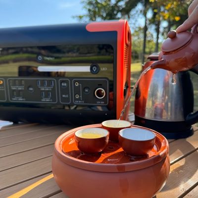 Fast Charging Nominal Capacity 2048wh Lithium Portable Power Station with Solar Panel