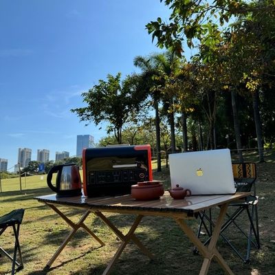 Fast Charging Nominal Capacity 2048wh Lithium Portable Power Station with Solar Panel
