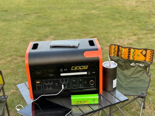 AT22 800W Solar Charging Portable Battery Foldable Solar Power Station for Camping Energy Storage Power