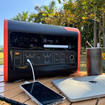 2048wh Nominal Capacity Portable Power Station with Fast Charge 1500W and Solar Panels