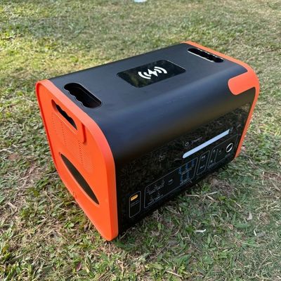 AT22 LiFePO4 2000W Super Fast Charge Portable Mobile Power Station AC Output 220V Outdoor