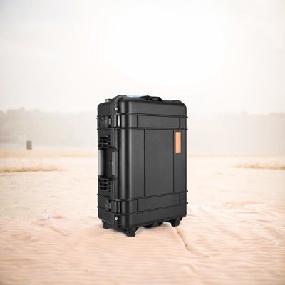 AC Pure Sine Wave 6000W Portable Power Station for Camping and Emergency Power Supply