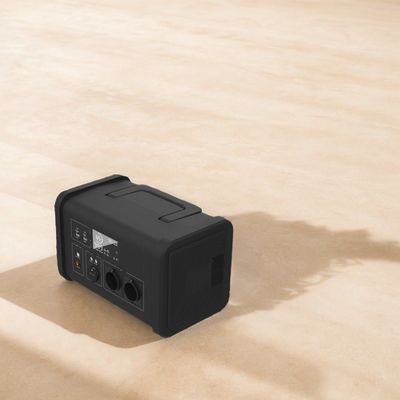 Lightweight 230V 700W LiFePO4 Solar Cell Portable Power Station for Outdoor Emergency