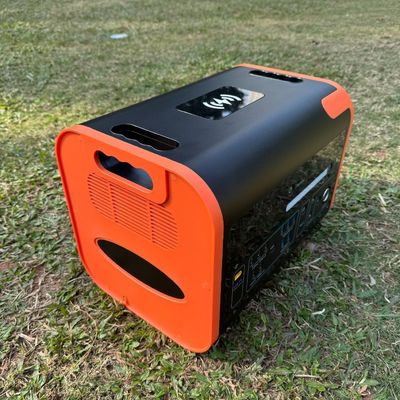 2200W 110V-220V Multi-Functional Portable Solar Power Station with Aii AC Outlet Type
