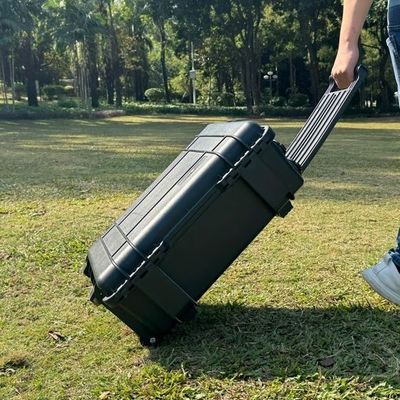ABS Alloy 7000W 6993wh Outdoor Camping Portable Solar Generator with Pull Rod and Inverter