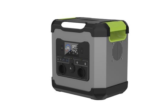 2000W Quick Charging MPPT LiFePO4 Battery Inverter All-in-One off Grid Solar System with British AC Output Socket