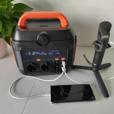 2024 Hot Mini 600W Solar Generator Portable Power Station with Liquid Crystal Display