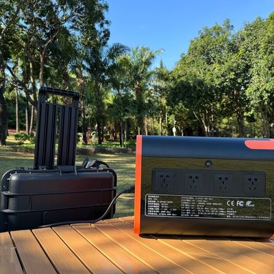 2200W Lithium Battery Rechargeable Solar Generator for Emergency and Portable Station
