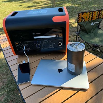 Customizable Black LiFePO4 Lithium-Ion Battery Poratable Power Station with LCD Screen