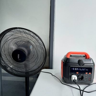 Portable 200W600W Solar Power Emergency Energy Supply Station with Sine Wave Output