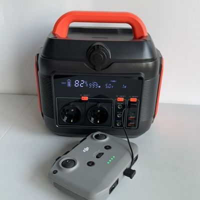 Type-C Output Pd100W Pd27W S6 LiFePO4 576wh Portable Case Power Station for Outdoor