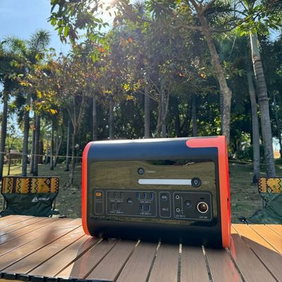 1000W Mobile Generator Solar Charger AC Output Socket for 2200W Outdoor Power Station