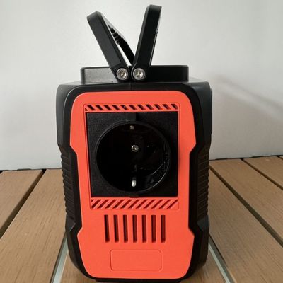 DC1 2 Output 12V-16.8V/6A and QC3.0 Output 12V/1.5A Solar 200W Portable Power Station