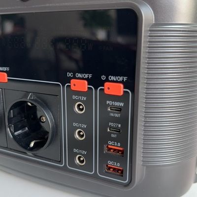 300W/600W Mobile Power 110V/220V Portable Power Station for Outdoor Emergency Charging
