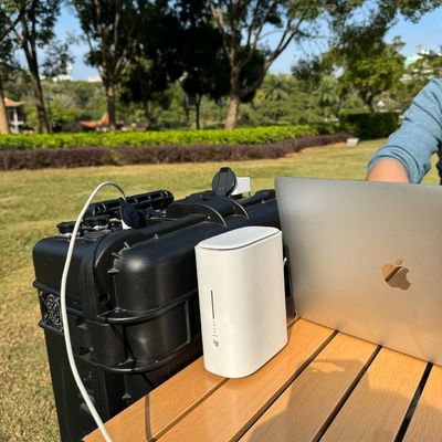 3000W Portable Camping Solar Power Station with Pure Sine Wave Inverter LiFePO4 Battery Backup