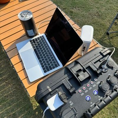 Portable Pull Rod with Pulley Druvelong Solar Generator LiFePO4 Battery 3000W 5000W