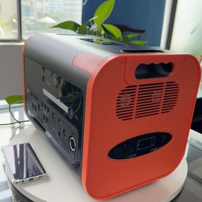 Type-C 3*18W/2*100W Solar Energy Storage Power Supply for Outdoor Power Solutions