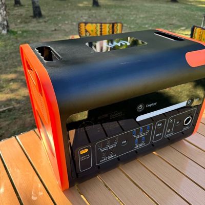 40ah/110V/220V Mobile Rechargeable 2200W Outdoor Camp Lithium Battery Power Portable Power Station