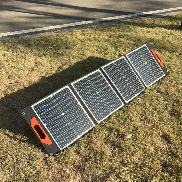 Waterproof and Dustproof Outdoor Solar Power Bank 300W Photovoltaic Panel for Samples