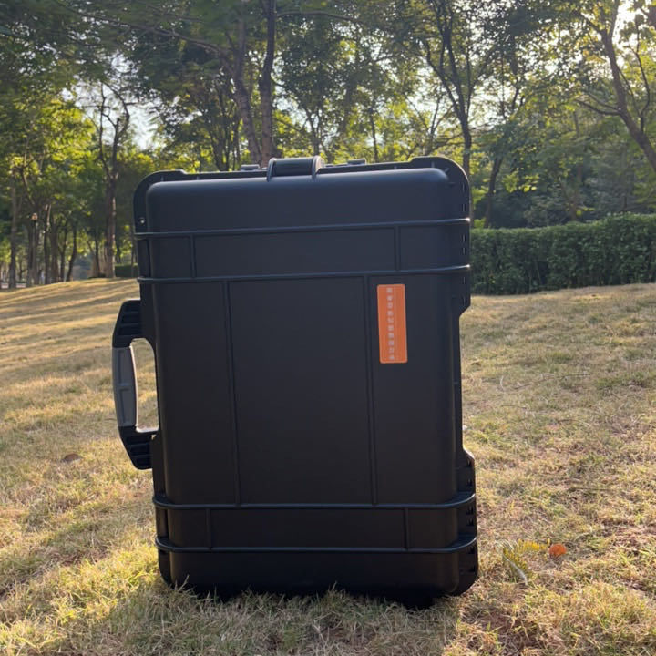 Convenient and 3000W/3000wh Energy Storage Power Station with Pull Rod and Wheel Design