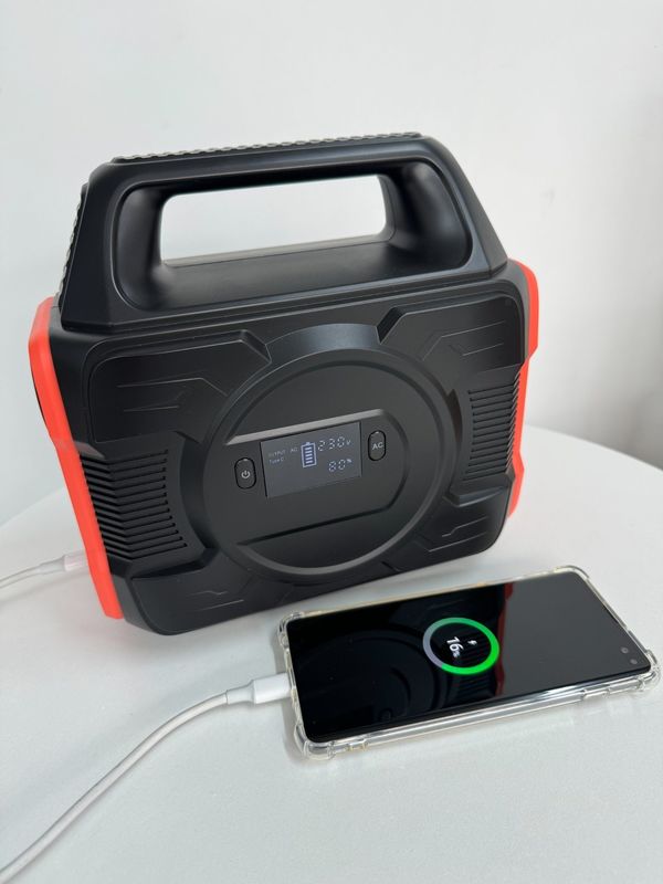 Customizable 300W Li-ion Battery Backup Portable Solar Generator with MPPT Technology