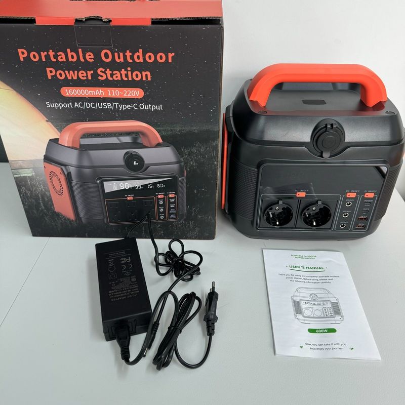 576wh Capacity Solar Energy Storage Generator for Family Camping and RV Mobile Power