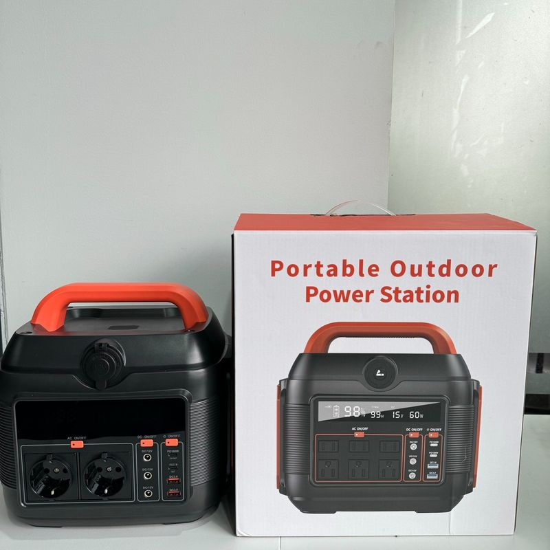 600W/576wh Portable Solar Generator for Outdoor Family Camping Trip Backup Power