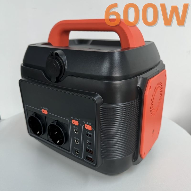 600W Type-C Pd 100W Sine Wave Lithium Battery Overtemperature Protection Ja AC Socket