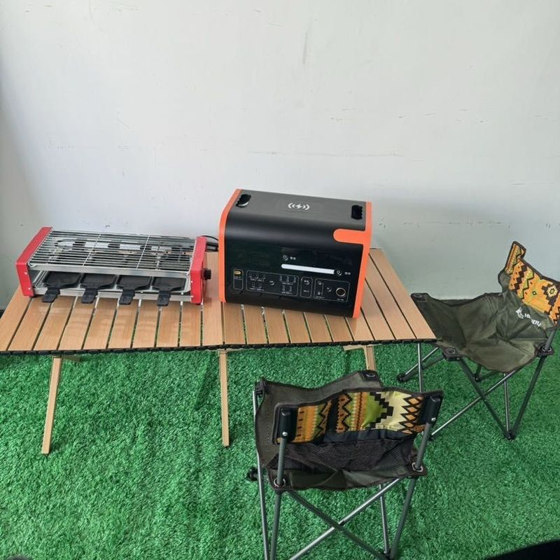 Portable Power Station with 3500W Constant Power Output and Liquid Crystal Display Screen