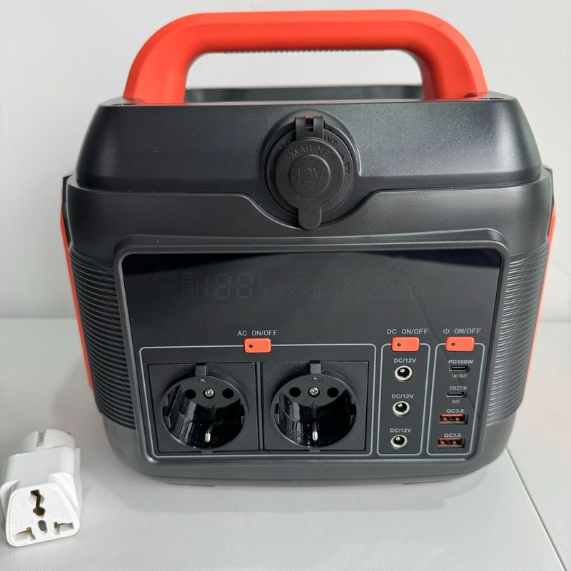 576wh Large Capacity Portable Emergency Power Station Compatible with All Brands S6