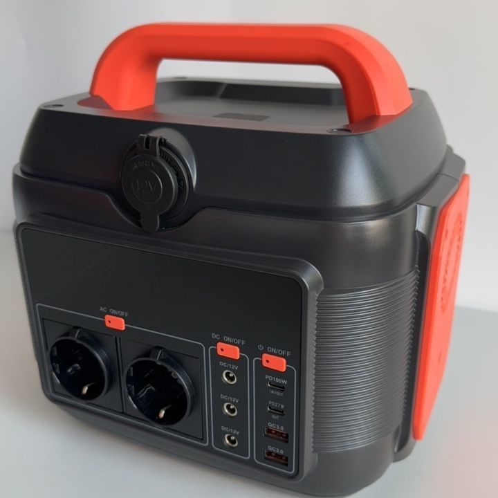 Outdoor Mobile Power Station with 600W Solar Panel Charging and Sinusoidal Wave Output