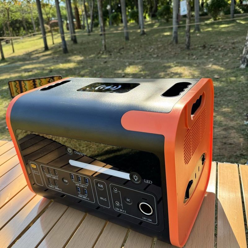 800W Solar Charging Backup Inverter for Outdoor Live Broadcast Portable Power Station