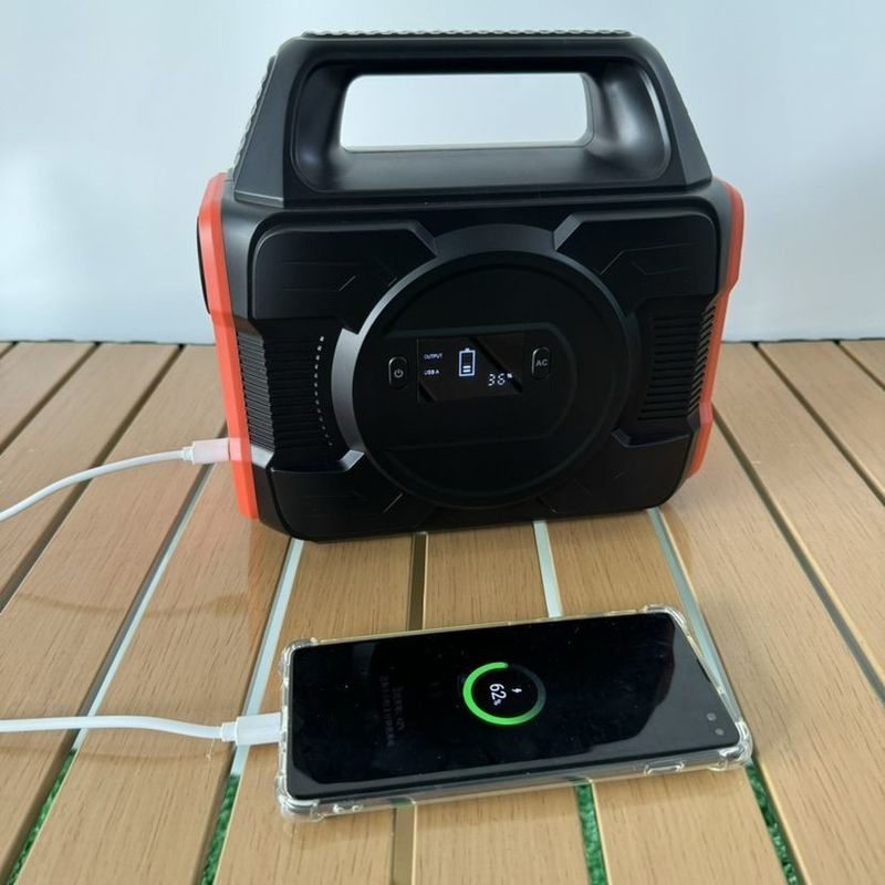 110V/220V/300W288wh/600W Outdoor Emergency Portable Power Station with Ja AC Output Socket