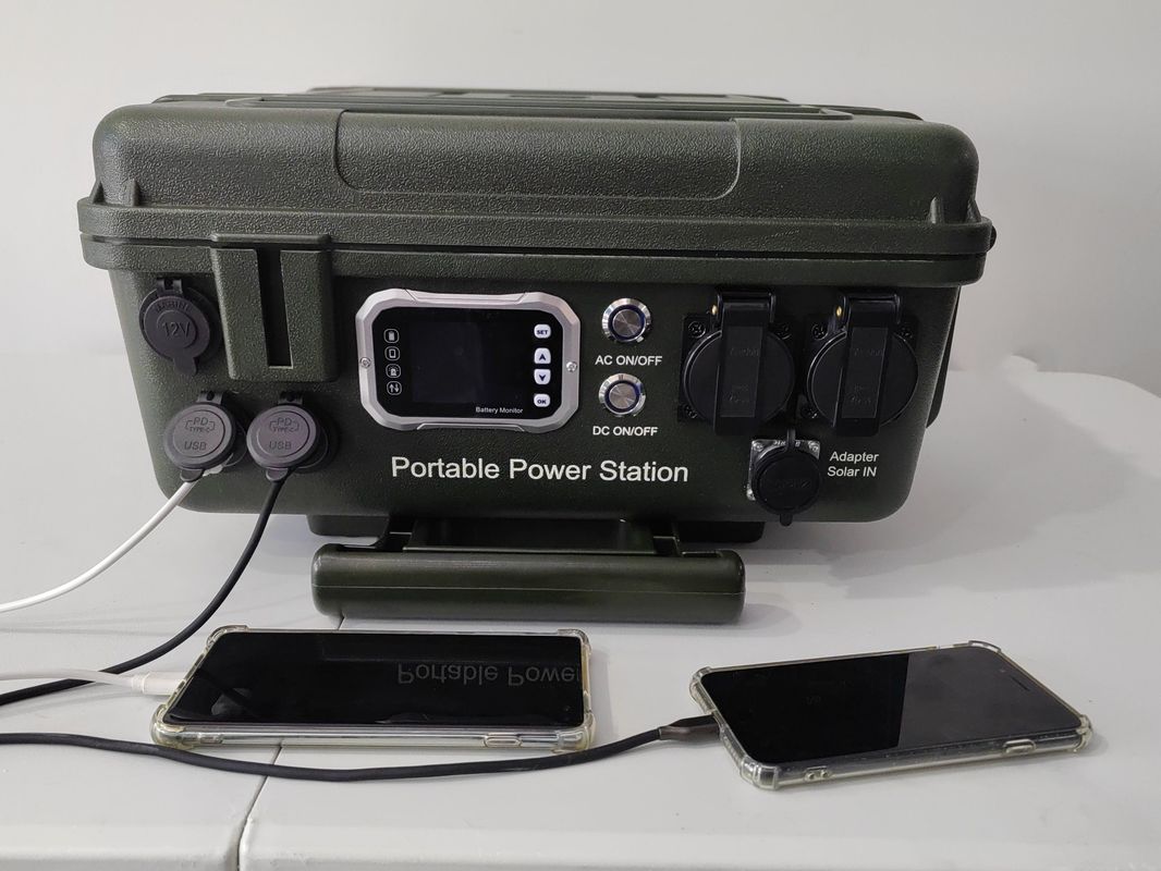 Power Output 3000W Solar Energy Storage Power Station with Portable Pull Rod Design